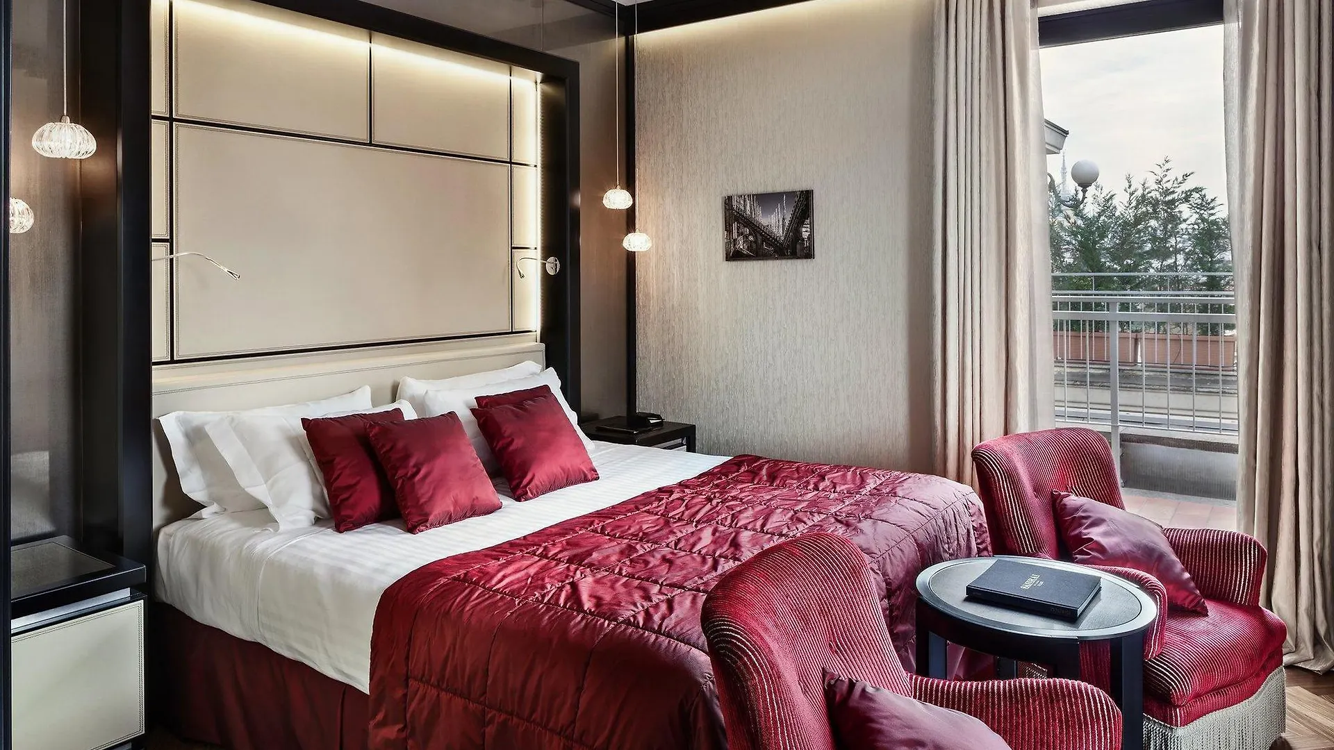 *****  Baglioni Hotel Carlton - The Leading Hotels Of The World Milánó Olaszország