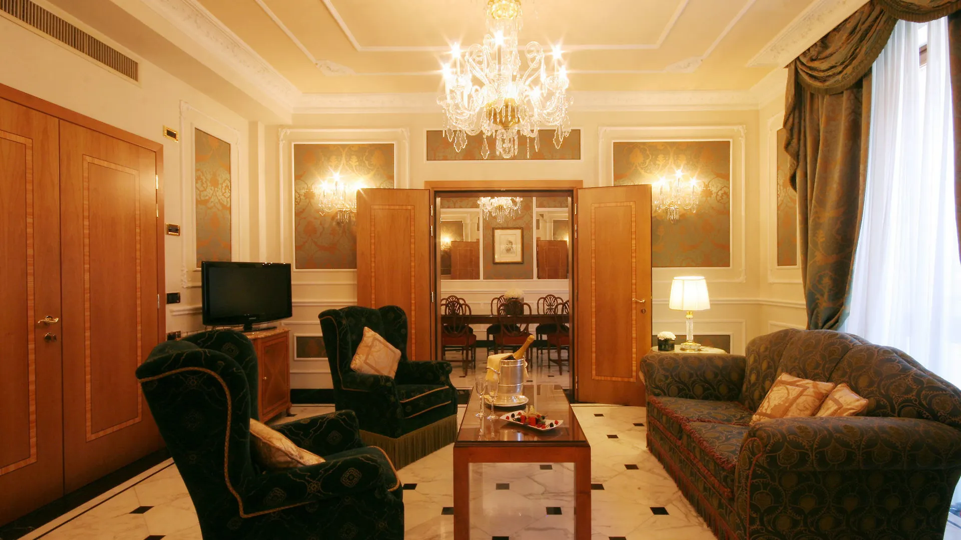 Baglioni Hotel Carlton - The Leading Hotels Of The World Milan 5*,